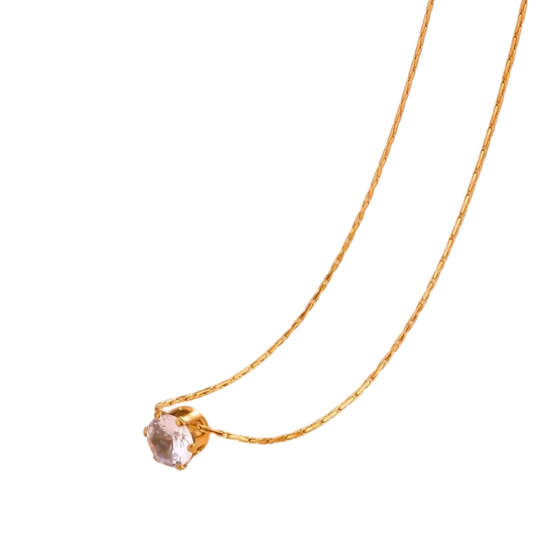 Solea Necklace – Zeitlose Halskette mit rundem Zirkonia-Anhänger in Gold