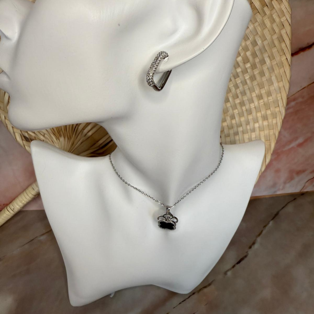 Zaina - Silver-colored zirconia hoop earrings