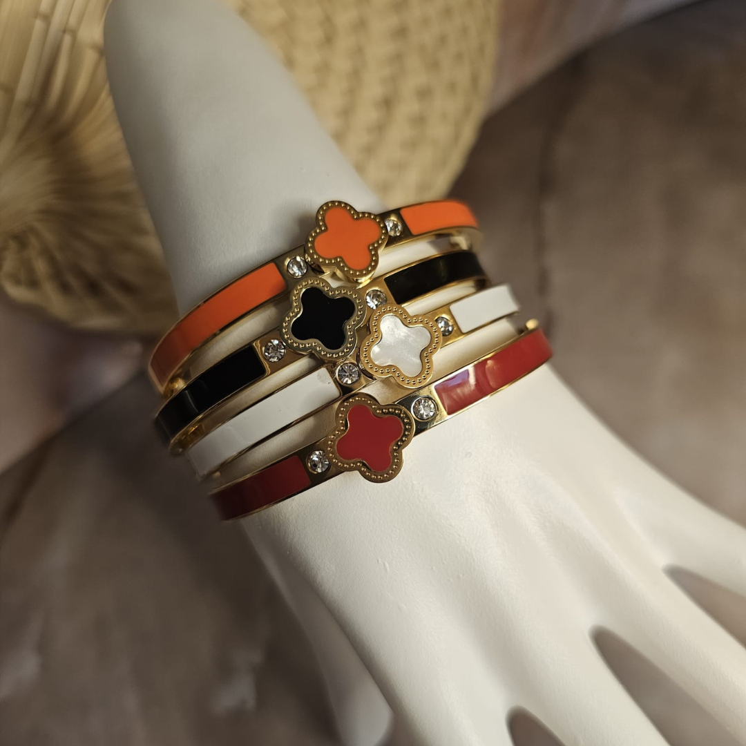 Niramon - Bangle Kleeblatt und Kristallakzenten diverse Farben