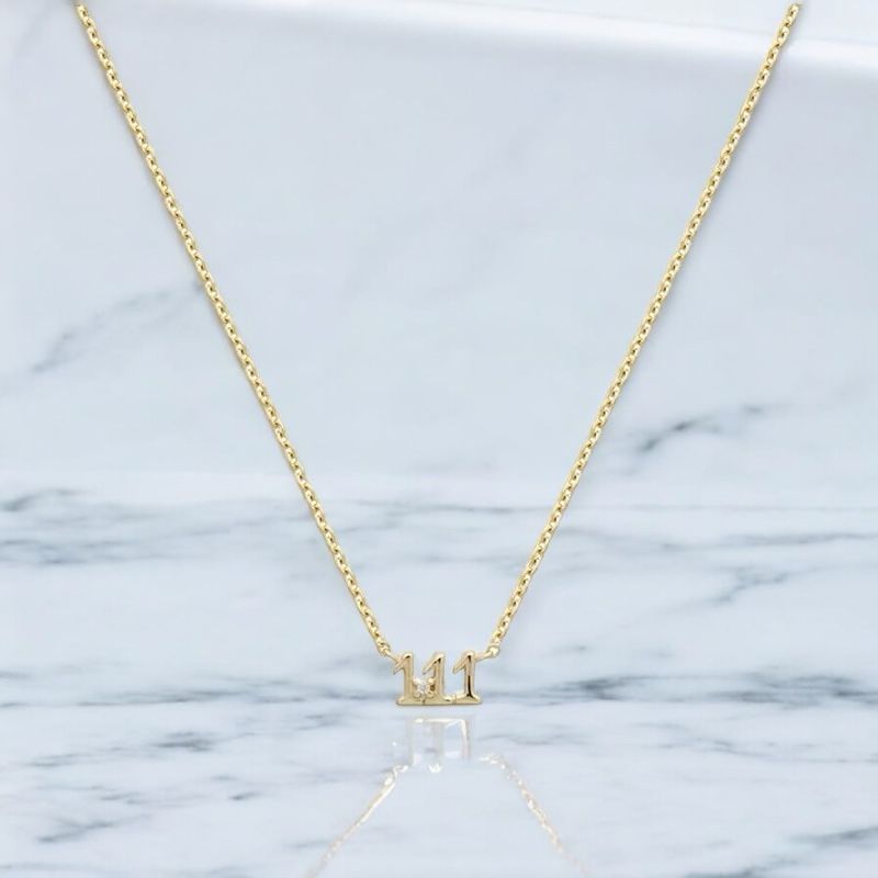 111 Number Sparkle Necklace – Feine Zahl-Halskette aus 925er Silber mit Zirkonia