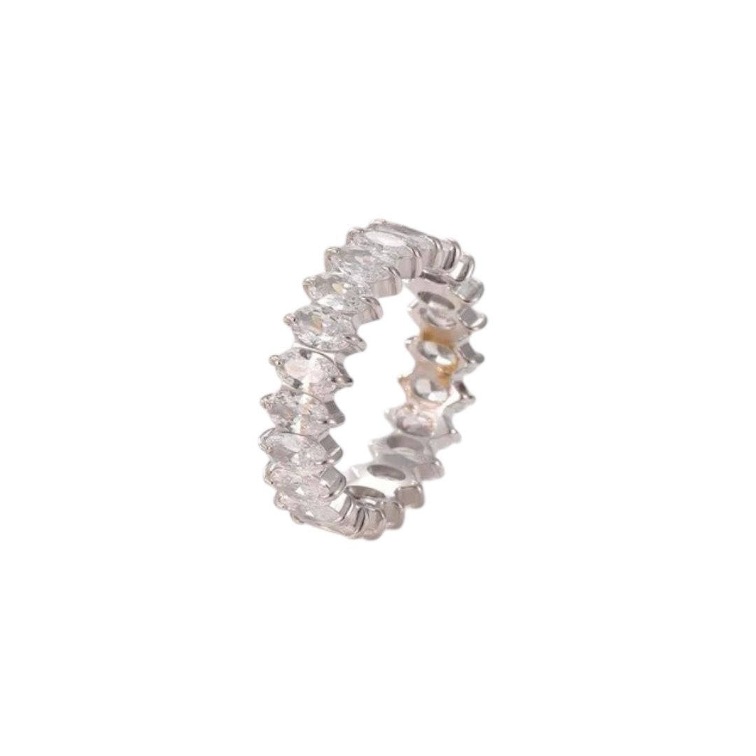 Endless Shine - Zirkonia-Ring – Eternity-Design in Gold oder Silber