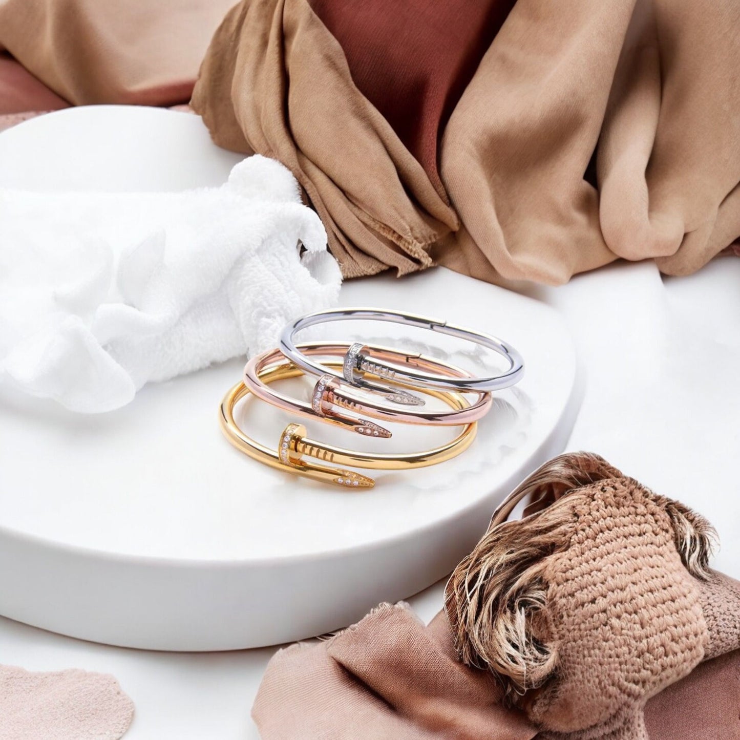 Chanthira - Bangle in silver, gold and rose gold
