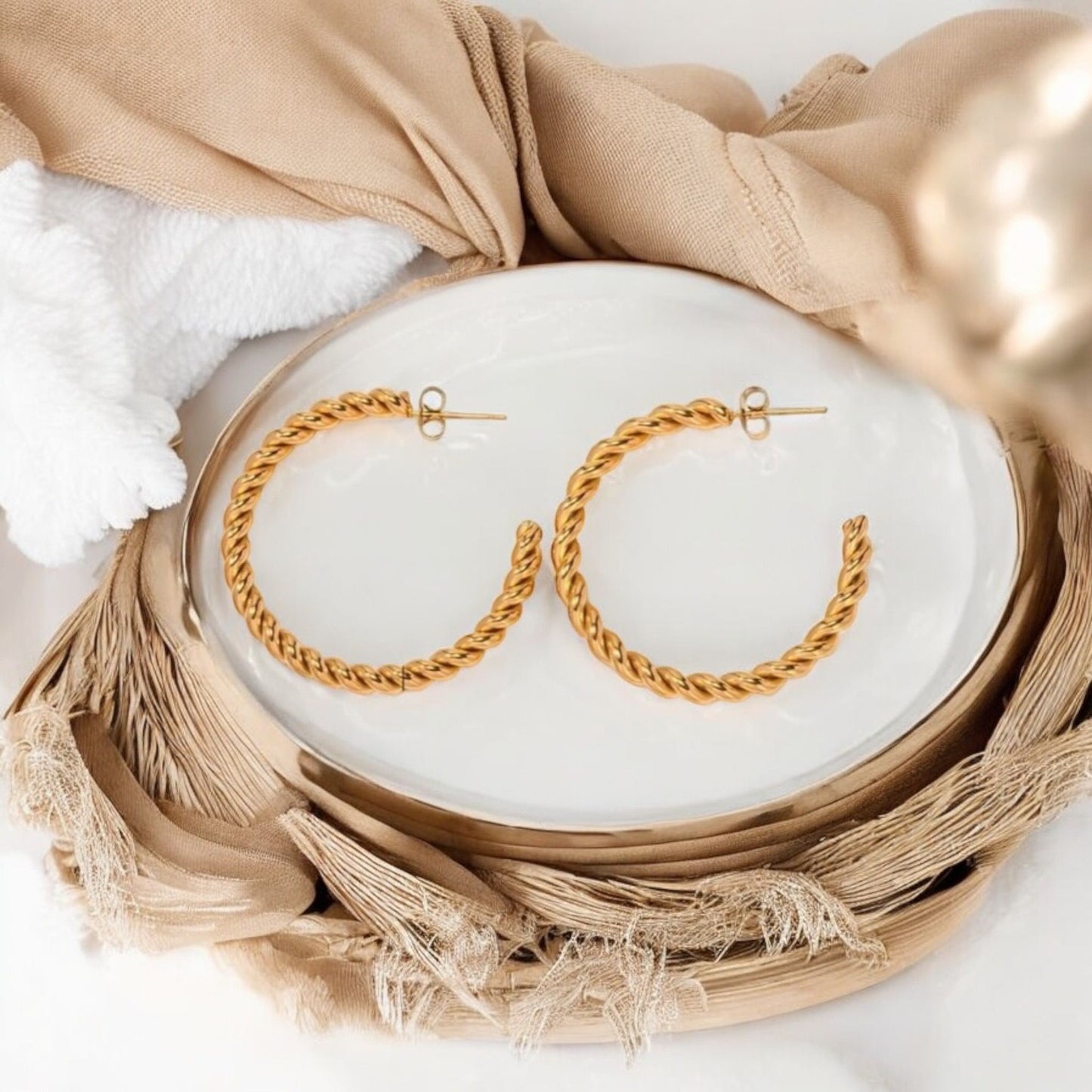 Arami - Hoop earrings