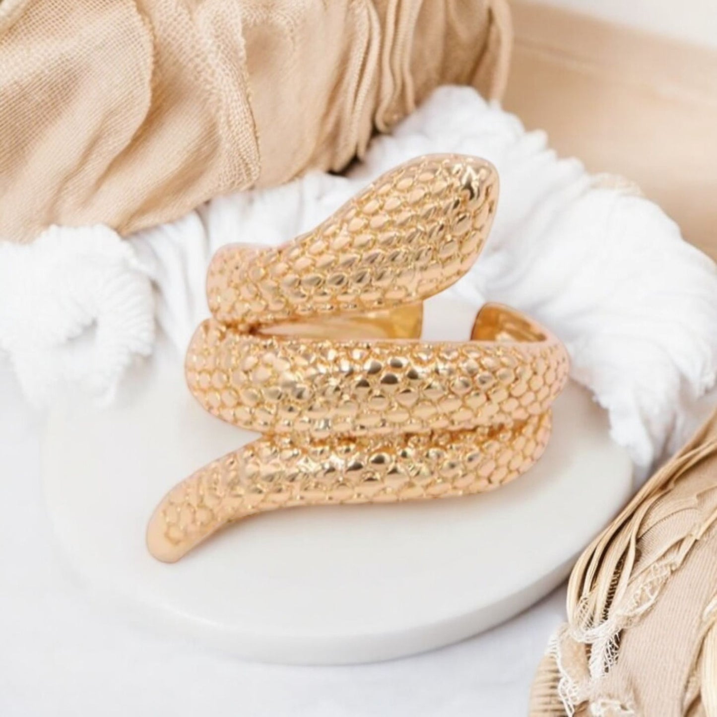 Sahar - Snake Ring