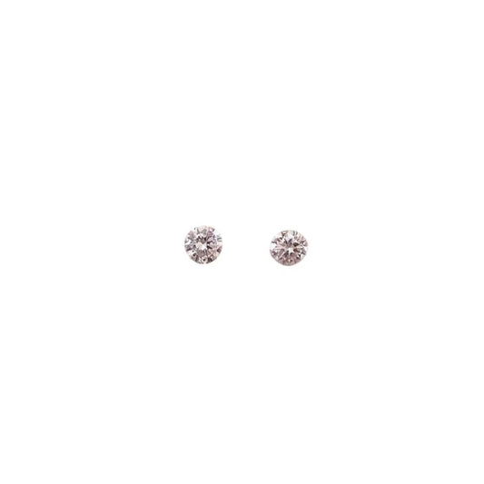Lina Studs – Klassische 4mm Zirkonia-Ohrstecker in Silber