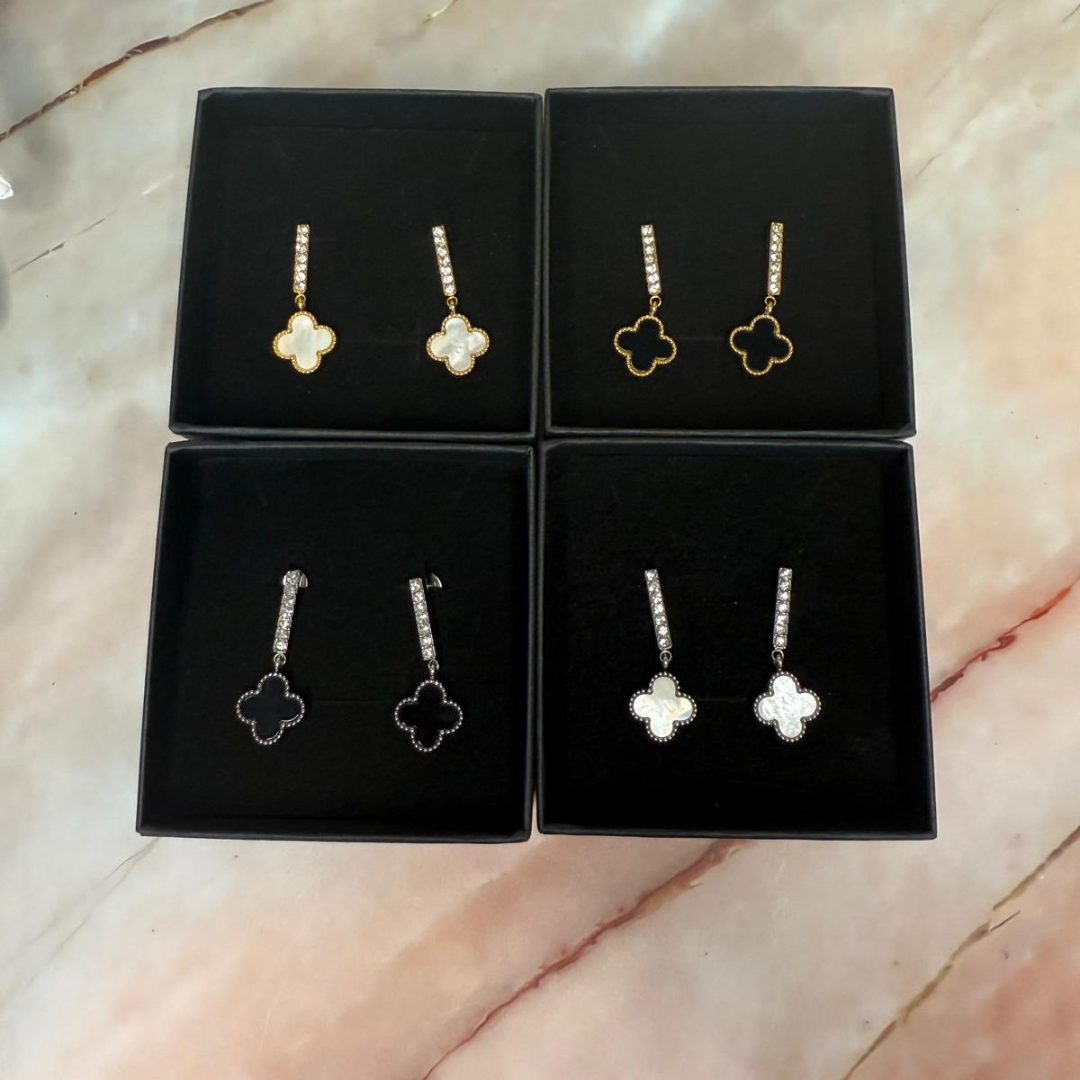 Nala - Earrings in gold and silver in black and white with crystal trim