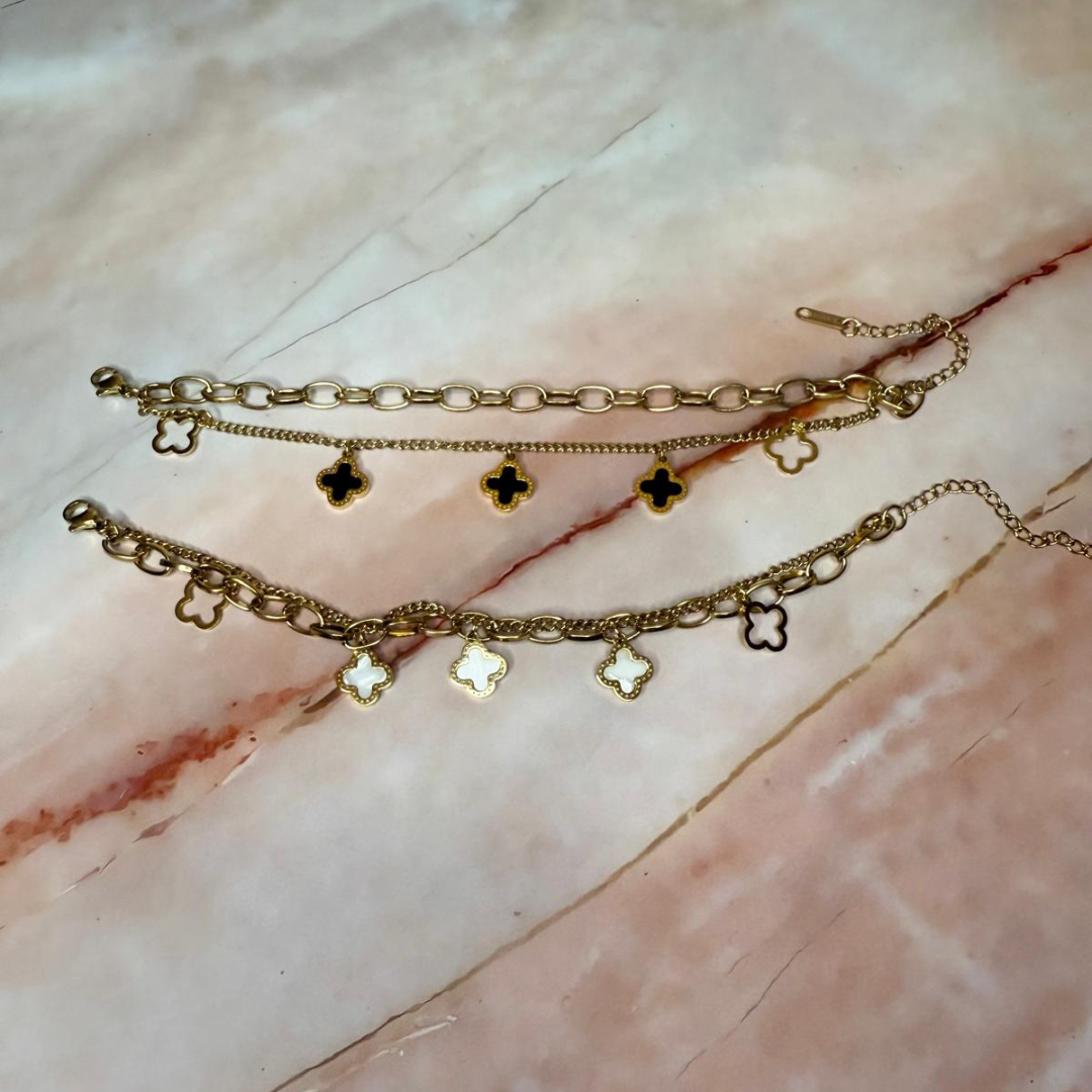 Malia - Charm-Armband mit Schwarzem Kleeblatt