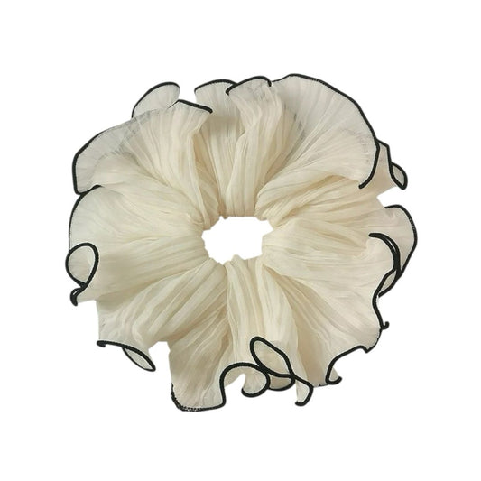 Elegant Chiffon Scrunchie – Voluminöses Haargummi mit Rüschen Weiss