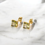Light Green Sparkle Square Studs – 18K vergoldete Edelstahl-Ohrstecker mit Zirkonia