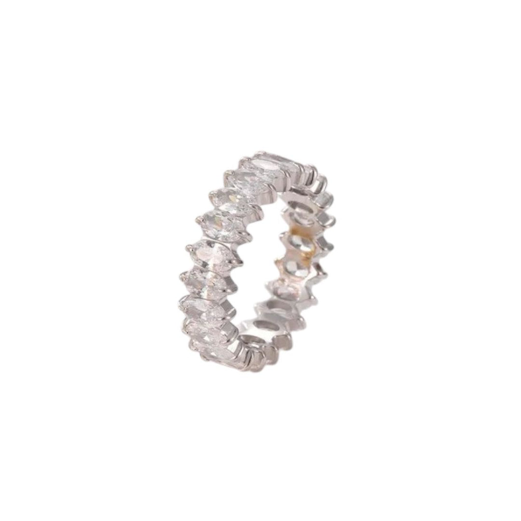 Endless Shine - Zirkonia-Ring – Eternity-Design in Gold oder Silber