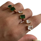 Emerald Duo Statement-Ring – Goldoptik mit grünem & klarem Zirkonia