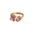 Rosé Glam - Statement-Ring – Goldoptik mit zwei rosa Zirkonia-Steinen