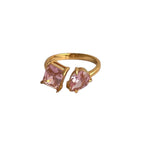 Rosé Glam - Statement-Ring – Goldoptik mit zwei rosa Zirkonia-Steinen