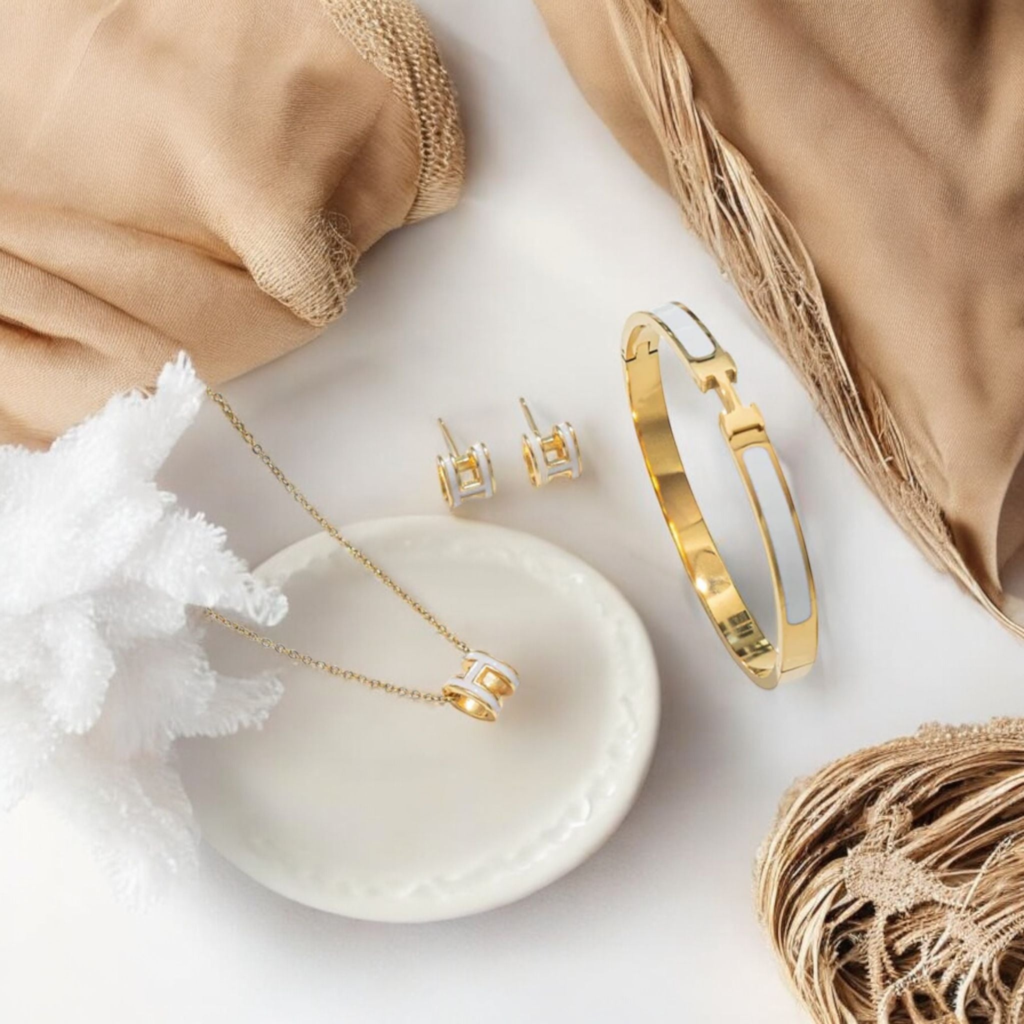 Hera - Schmuckset in Weiss