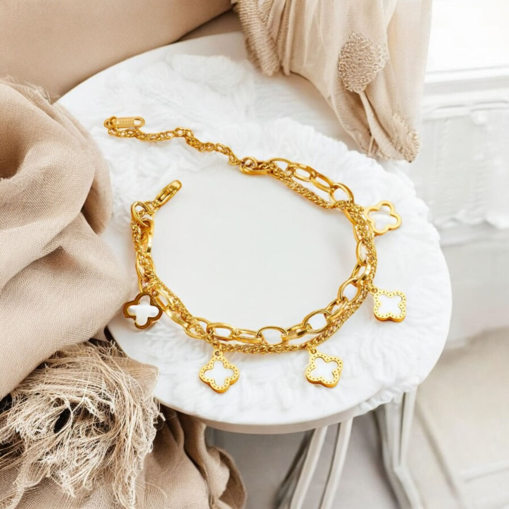 Malia - Charm-Armband mit Weissem Kleeblatt