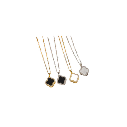 Nisha - Necklace with four-leaf pendant